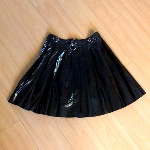 DOLLSKILL BLACK VINYL SKIRT
